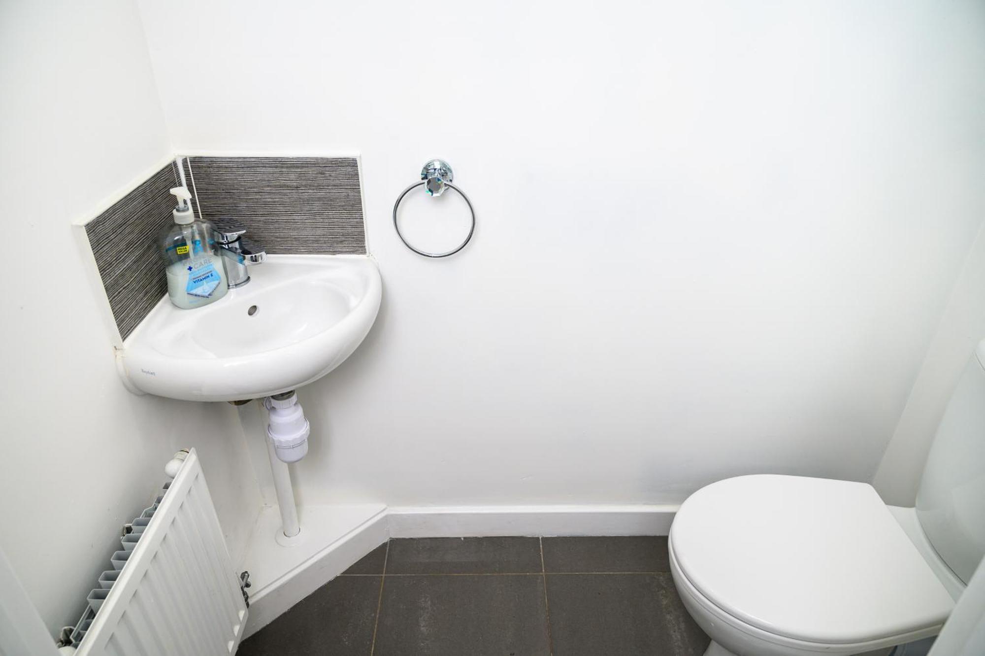 Casa vacanze Sleeps 5, City Centre Close, Manchester, Free Fast Wi-Fi, Free Parking, 55-Inch Tv, Self-Check In - Contractors!