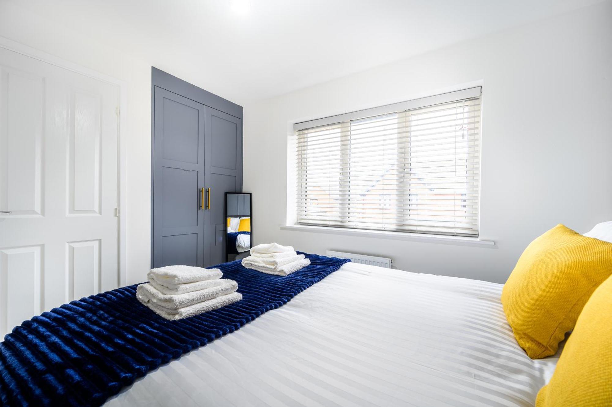 Sleeps 5, City Centre Close, Manchester, Free Fast Wi-Fi, Free Parking, 55-Inch Tv, Self-Check In - Contractors! Casa vacanze *